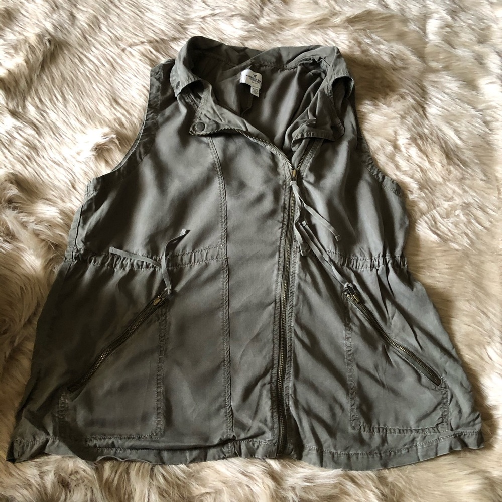 American Eagle Vest Cardigan